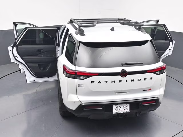 2026 Everest White Pearl Tricoat Nissan Pathfinder Rock Creek 4X4 SUV