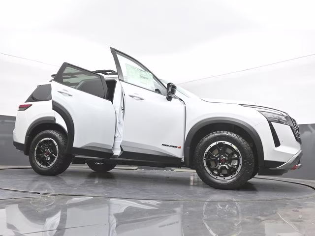 2026 Everest White Pearl Tricoat Nissan Pathfinder Rock Creek 4X4 SUV
