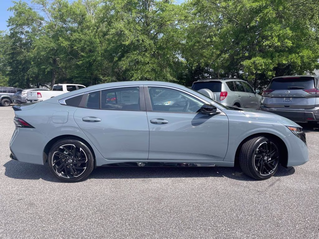 2026 Atlantic Gray Metallic Nissan Sentra SR FWD Sedan
