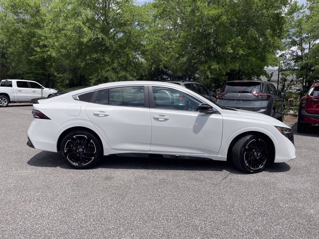 2026 Aspen White Tricoat Nissan Sentra SR FWD Sedan