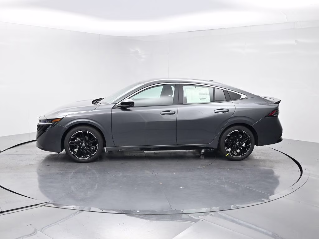 2026 Gun Metallic Nissan Sentra SR FWD Sedan