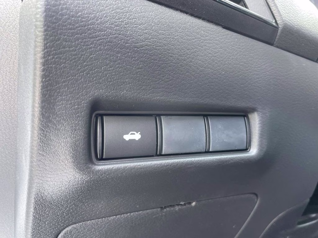 2026 Aspen White Tricoat Nissan Sentra SR FWD Sedan