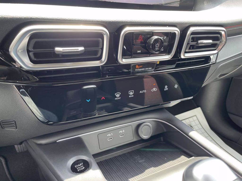 2026 Aspen White Tricoat Nissan Sentra SR FWD Sedan
