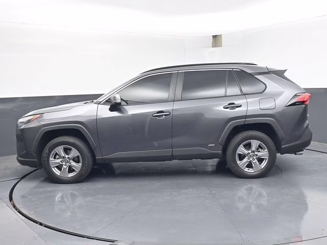 2022 Magnetic Gray Metallic Toyota RAV4 Hybrid XLE AWD SUV