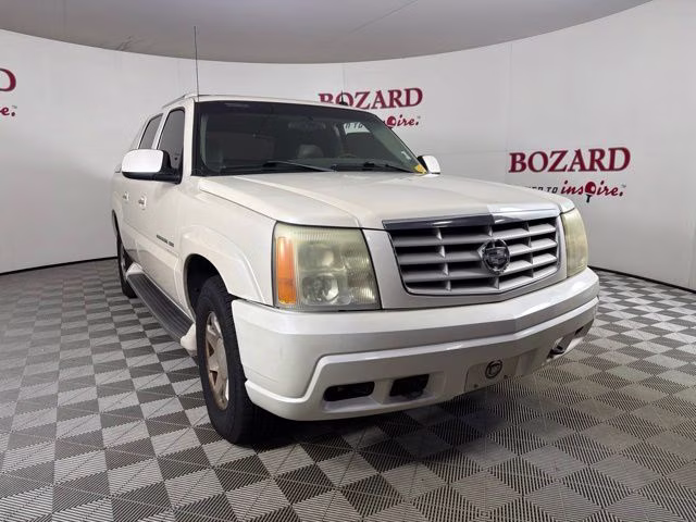 2002 Diamond White Cadillac Escalade EXT Base AWD SUV