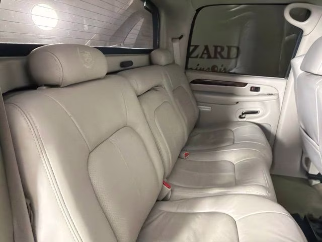 2002 Diamond White Cadillac Escalade EXT Base AWD SUV