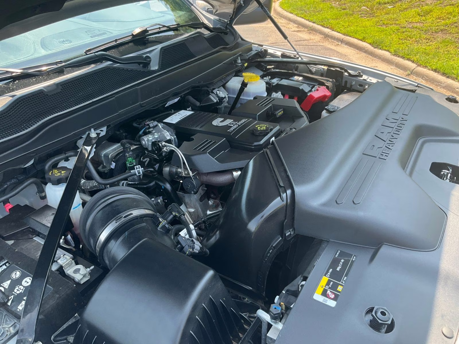 2024 Billet Silver Metallic Clearcoat Ram 3500 Limited 4X4 Truck