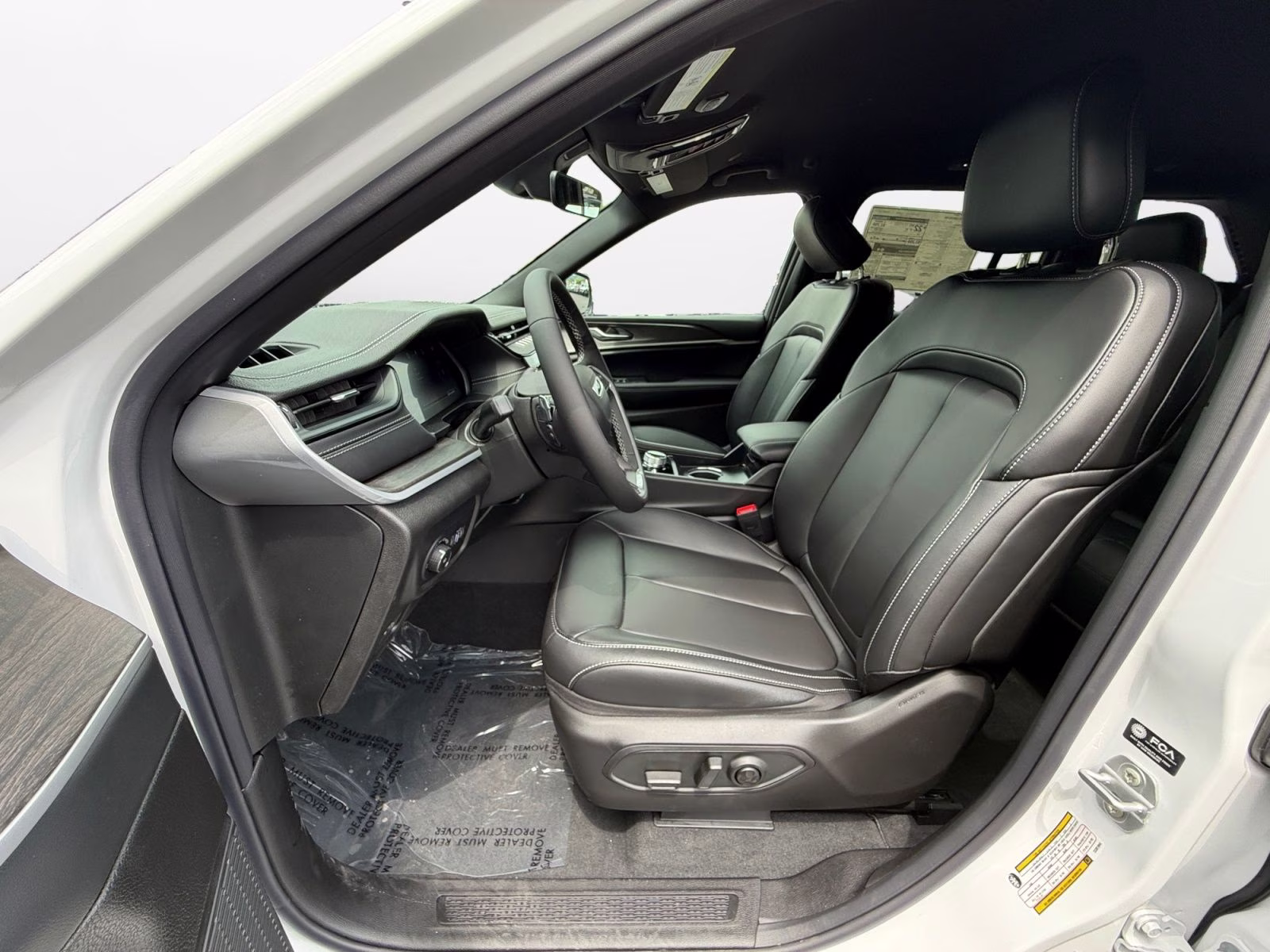 2026 Bright White Clearcoat Jeep Grand Cherokee Limited 4X4 SUV