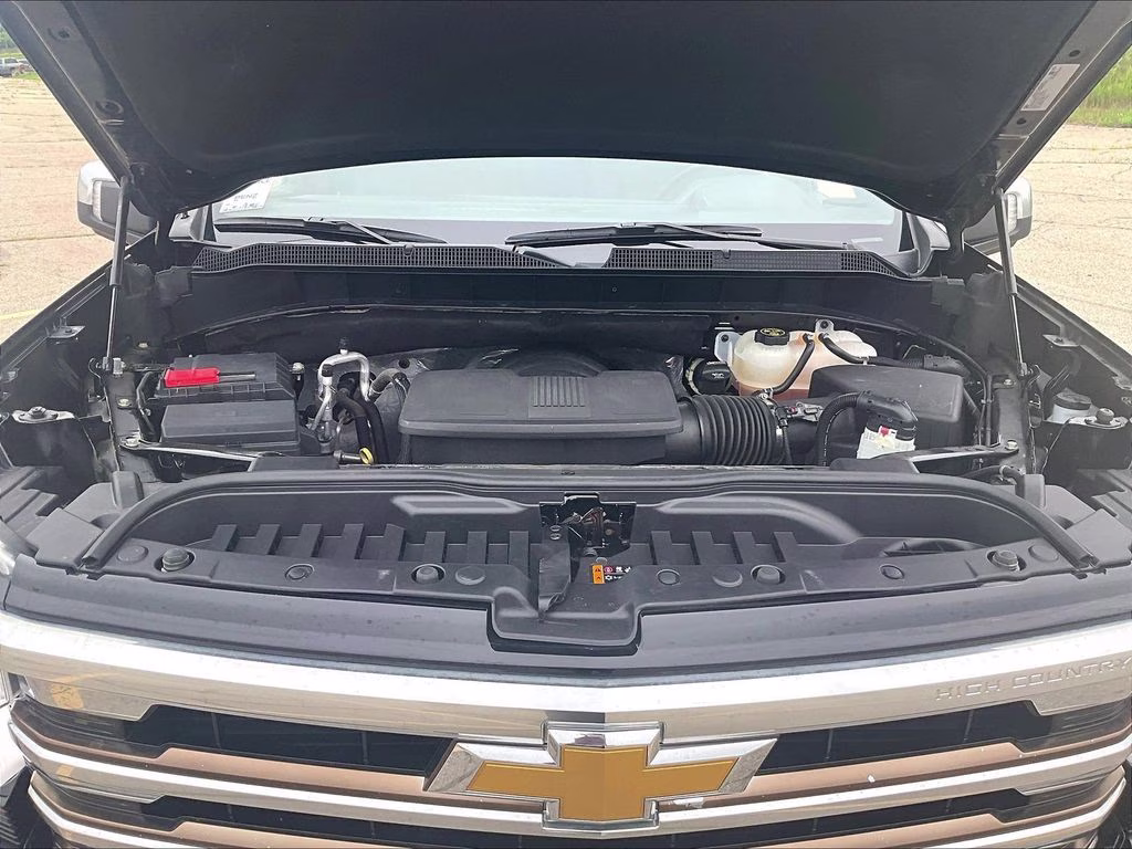 2022 Black Chevrolet Silverado 1500 High Country 4X4 Truck