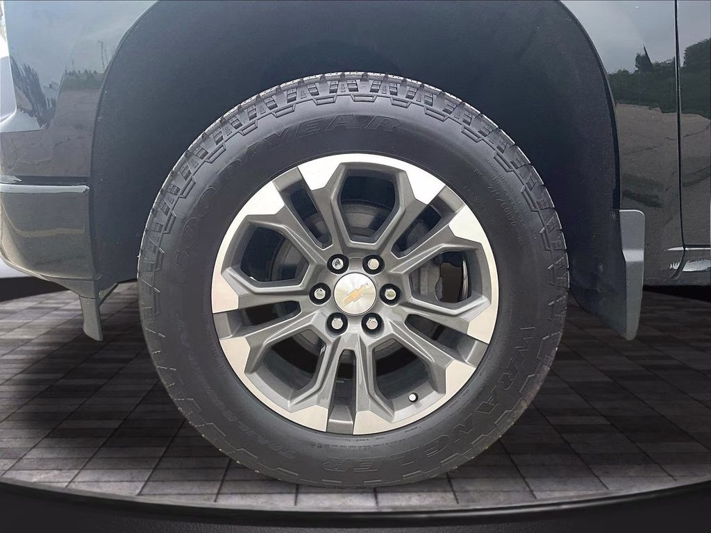 2022 Black Chevrolet Silverado 1500 High Country 4X4 Truck