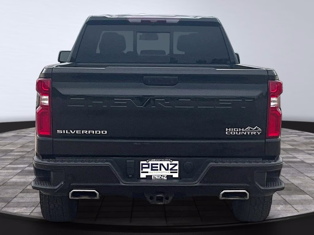 2022 Black Chevrolet Silverado 1500 High Country 4X4 Truck