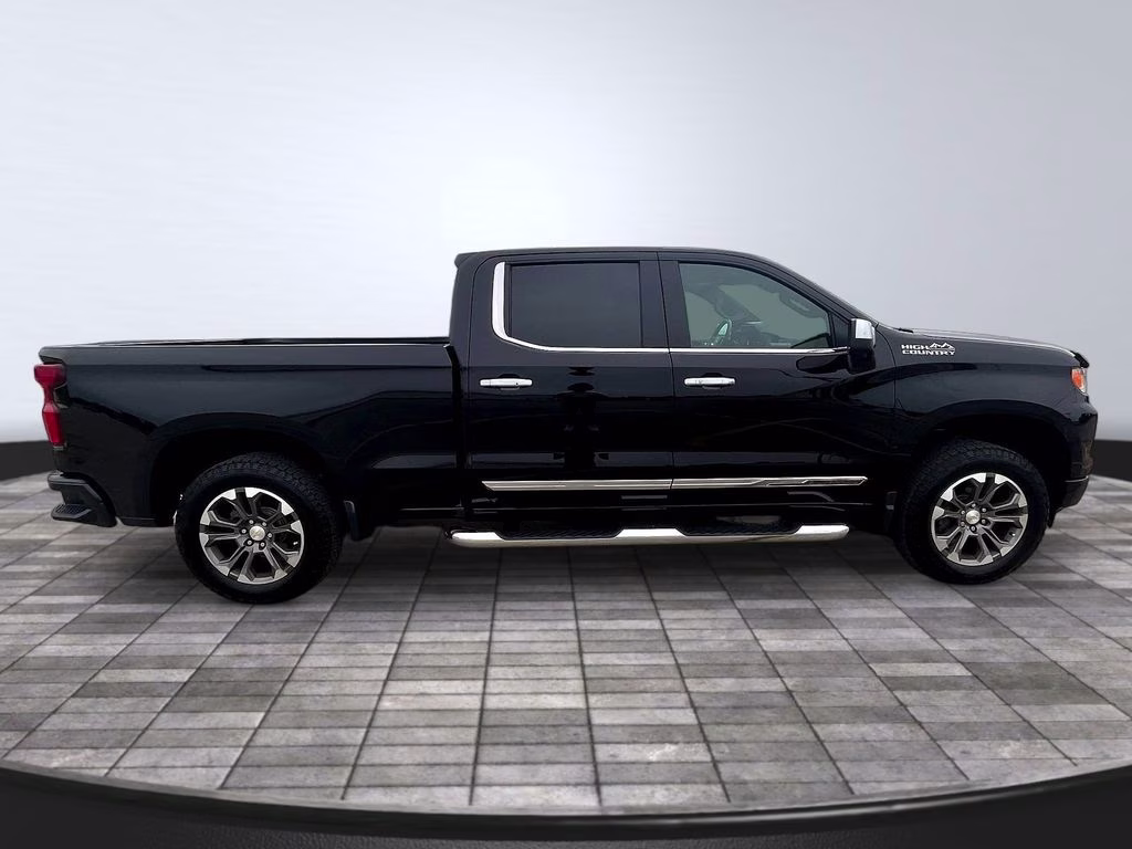 2022 Black Chevrolet Silverado 1500 High Country 4X4 Truck