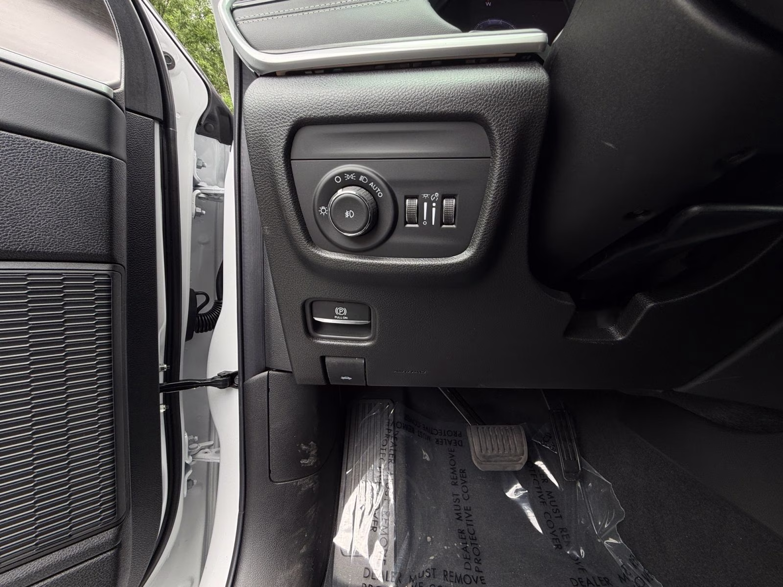 2026 Bright White Clearcoat Jeep Grand Cherokee Limited 4X4 SUV