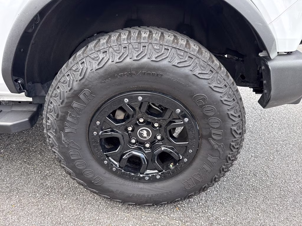 2024 Oxford White Ford Bronco Wildtrak 4X4 SUV