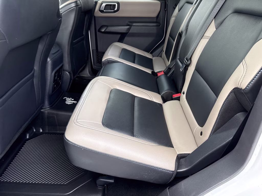 2024 Oxford White Ford Bronco Wildtrak 4X4 SUV