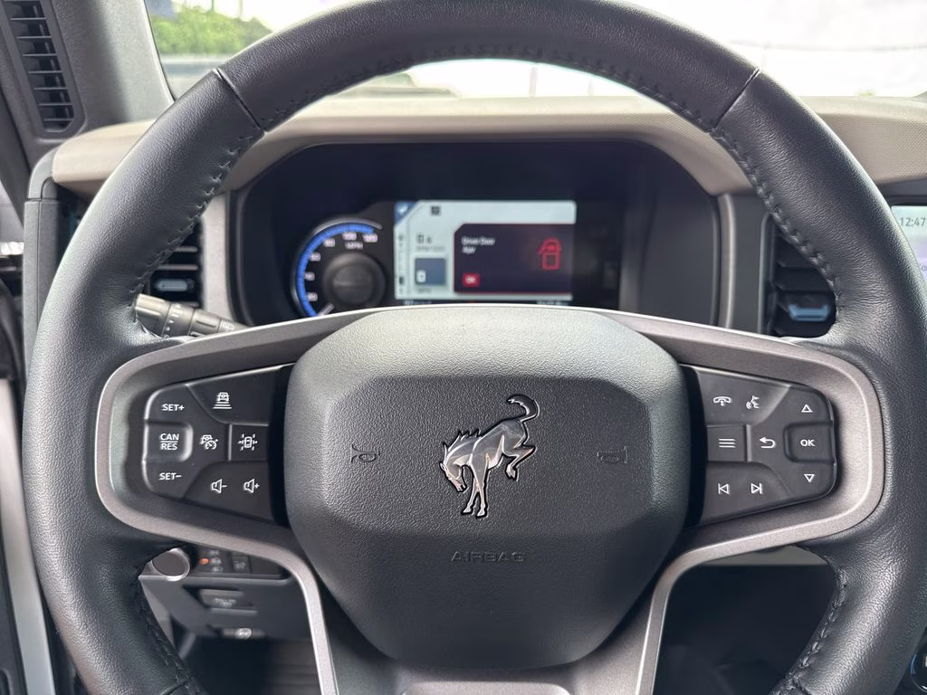 2024 Oxford White Ford Bronco Wildtrak 4X4 SUV