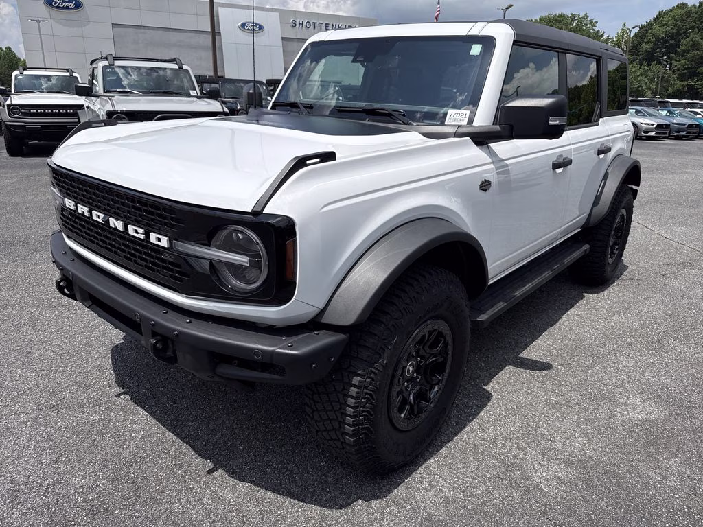 2024 Oxford White Ford Bronco Wildtrak 4X4 SUV