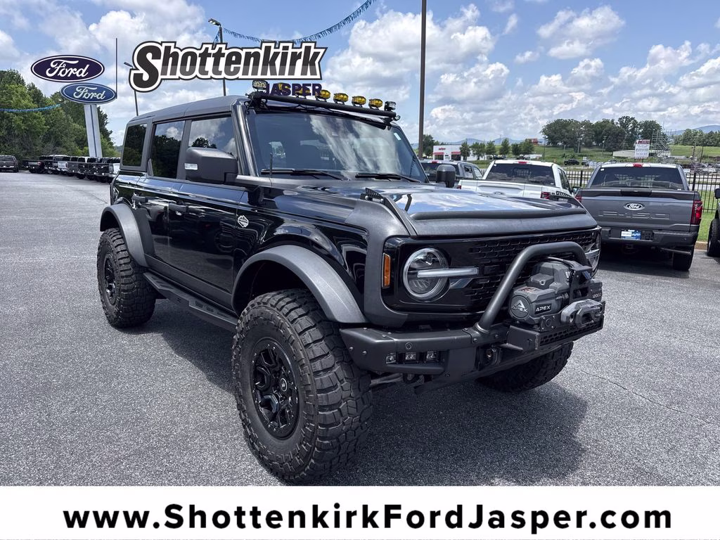 2023 Shadow Black Ford Bronco Wildtrak 4X4 SUV