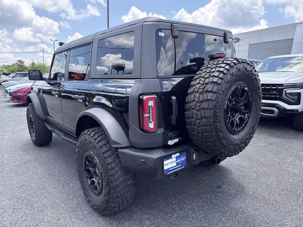 2023 Shadow Black Ford Bronco Wildtrak 4X4 SUV
