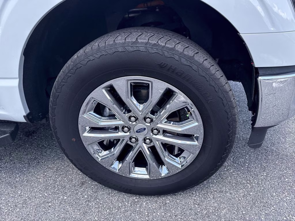 2024 Avalanche Ford F-150 Lariat 4X4 Truck