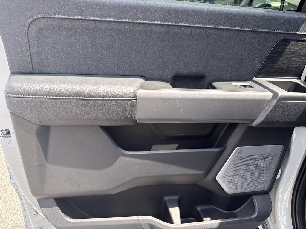 2024 Avalanche Ford F-150 Lariat 4X4 Truck