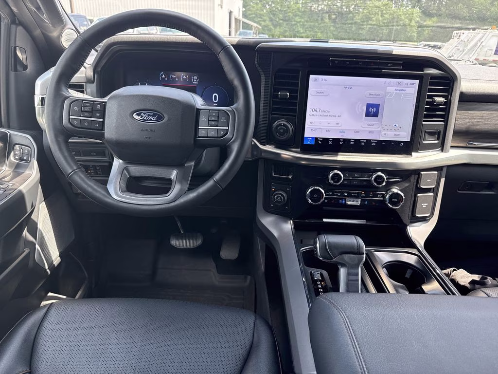2024 Avalanche Ford F-150 Lariat 4X4 Truck