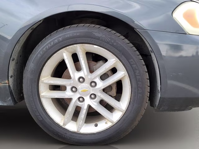 2010 Cyber Gray Metallic Chevrolet Impala LTZ FWD Sedan
