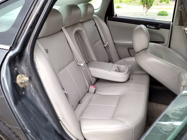 2010 Cyber Gray Metallic Chevrolet Impala LTZ FWD Sedan