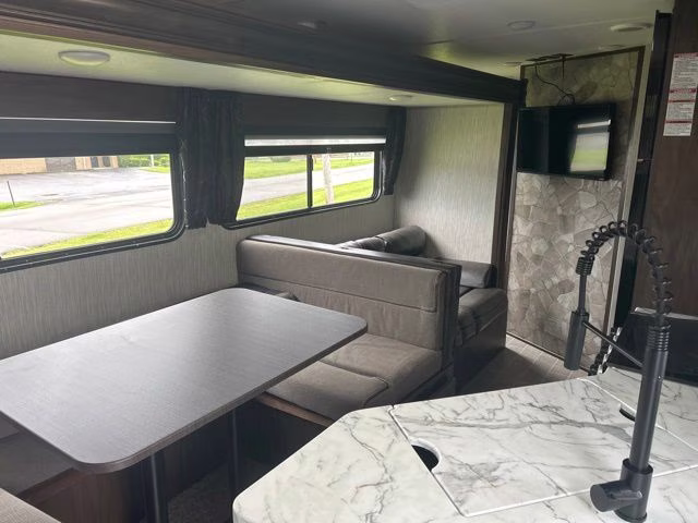 2020 Cherokee Trailer Trailer