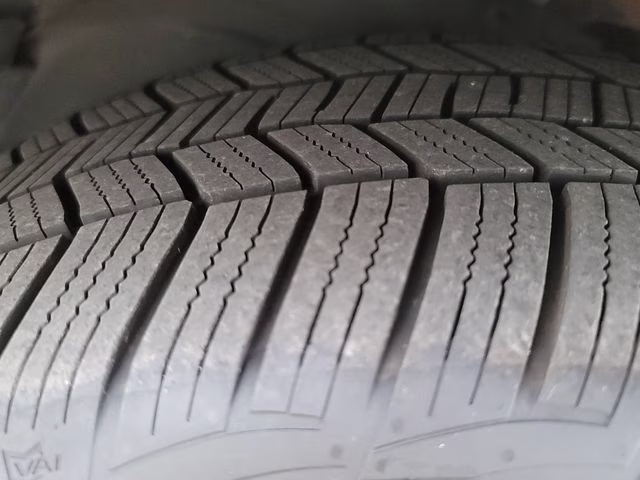 2010 Cyber Gray Metallic Chevrolet Impala LTZ FWD Sedan