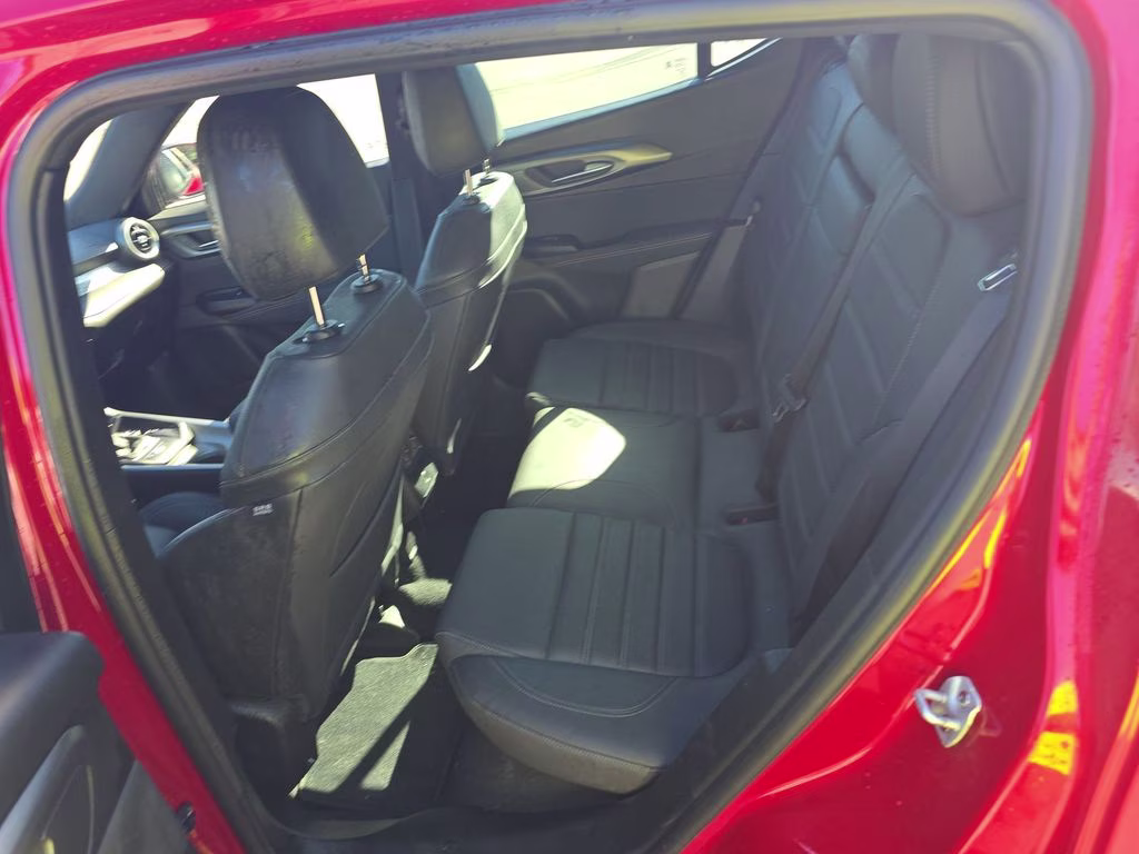 2025 Alfa Rosso Alfa Romeo Tonale Base AWD SUV