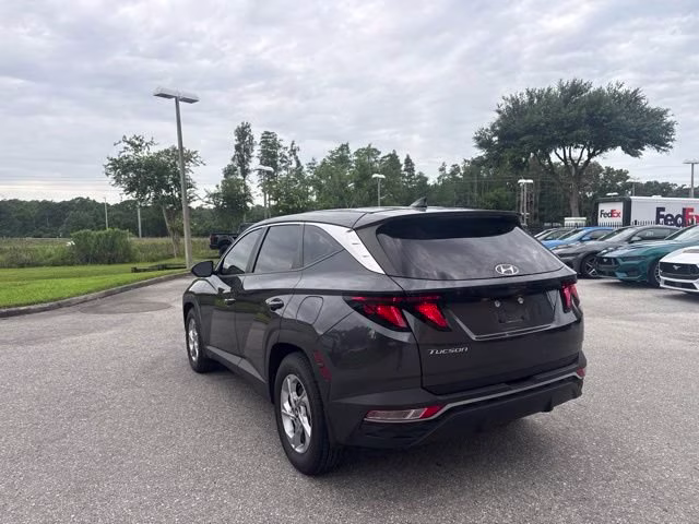 2022 Portofino Gray Hyundai Tucson SE FWD SUV