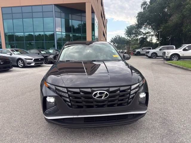 2022 Portofino Gray Hyundai Tucson SE FWD SUV