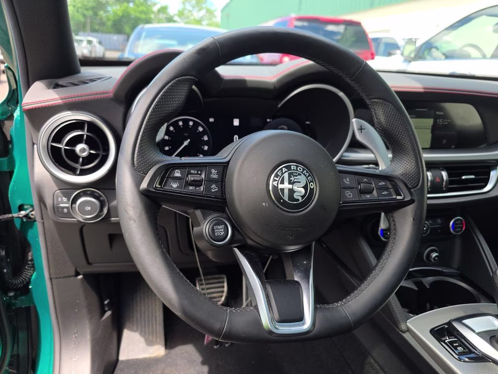 2025 Verde Fangio Metallic Alfa Romeo Stelvio Tributo Italiano Special Edition AWD SUV