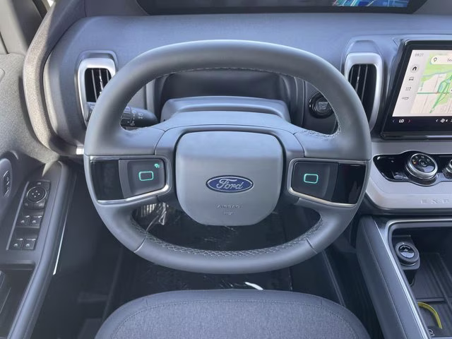 2026 Space Silver Metallic Ford Expedition Active RWD SUV