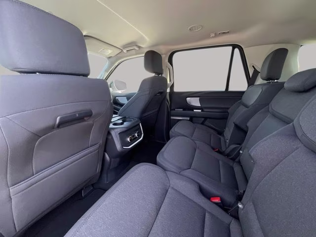 2026 Space Silver Metallic Ford Expedition Active RWD SUV