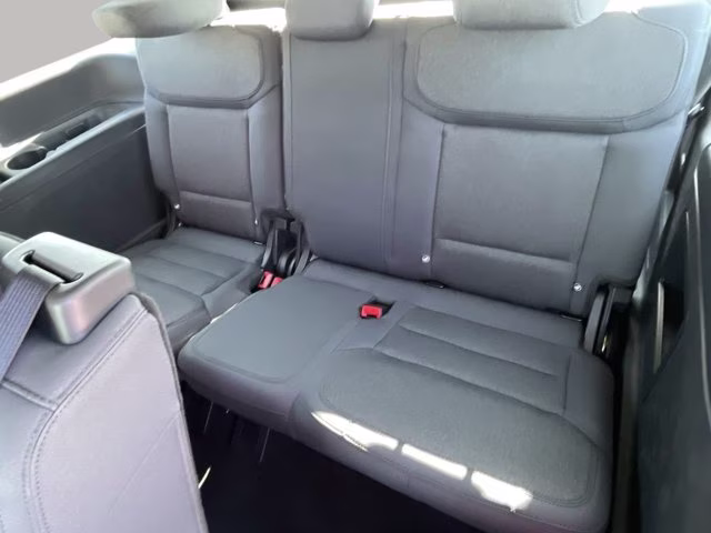 2026 Space Silver Metallic Ford Expedition Active RWD SUV