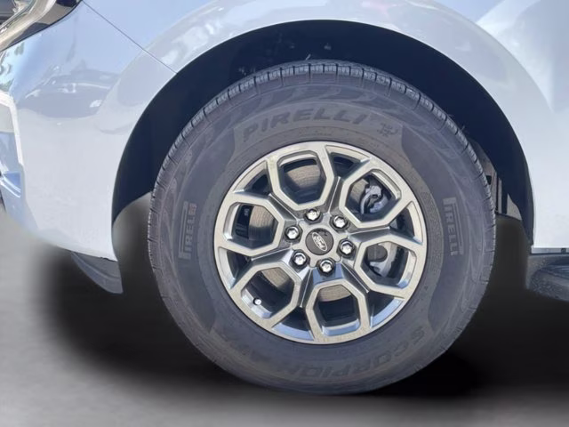 2026 Space Silver Metallic Ford Expedition Active RWD SUV