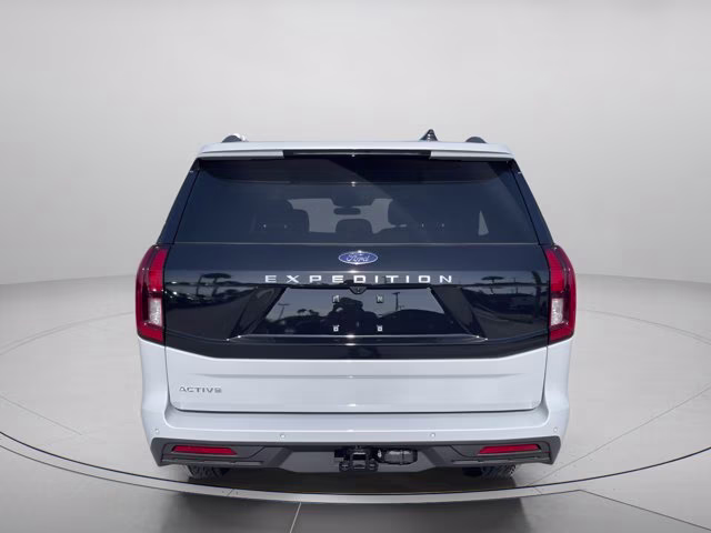 2026 Space Silver Metallic Ford Expedition Active RWD SUV