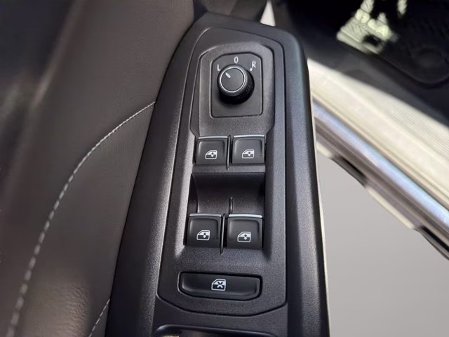 2023 Deep Black Volkswagen Atlas Cross Sport 2.0T SE FWD SUV