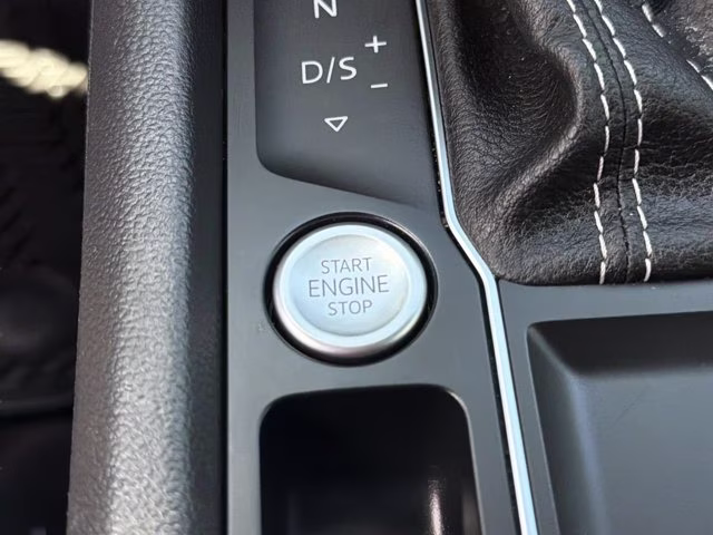 2023 Deep Black Volkswagen Atlas Cross Sport 2.0T SE FWD SUV