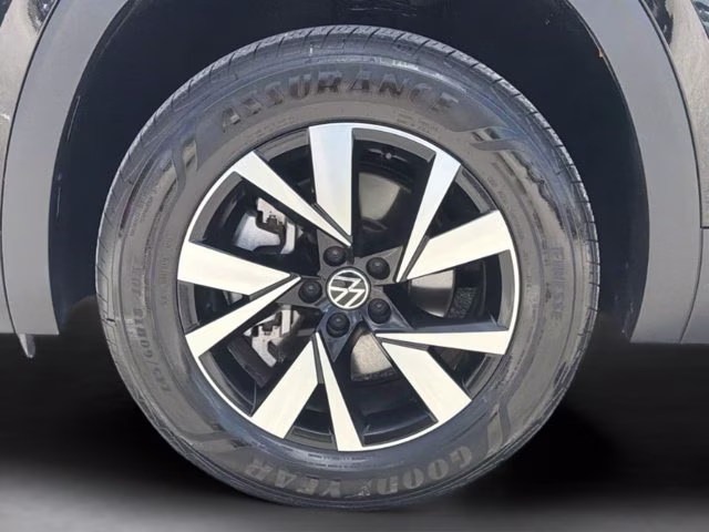 2023 Deep Black Volkswagen Atlas Cross Sport 2.0T SE FWD SUV