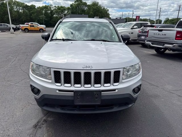 2011 Bright Silver Metallic Clearcoat Jeep Compass Base 4X4 SUV