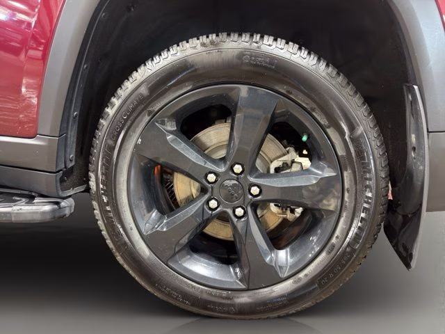 2023 Velvet Red Pearlcoat Jeep Grand Cherokee L Altitude 4X4 SUV