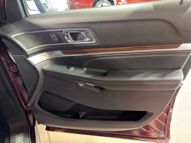 2019 Burgundy Ford Explorer Limited 4X4 SUV