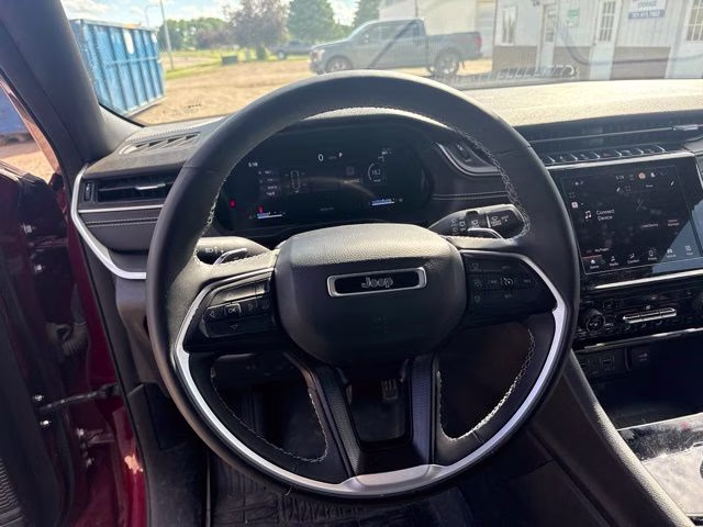 2023 Velvet Red Pearlcoat Jeep Grand Cherokee L Altitude 4X4 SUV