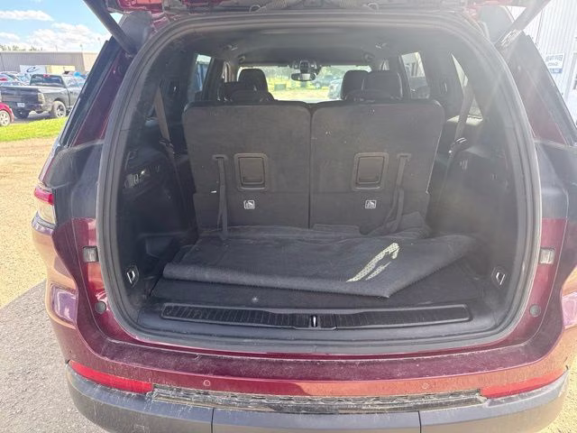 2023 Velvet Red Pearlcoat Jeep Grand Cherokee L Altitude 4X4 SUV
