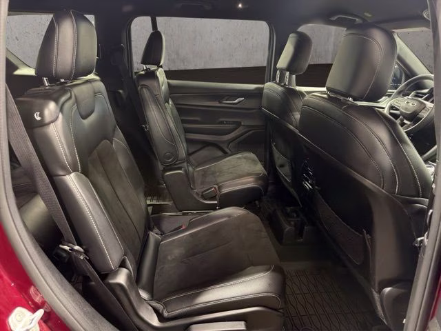 2023 Velvet Red Pearlcoat Jeep Grand Cherokee L Altitude 4X4 SUV