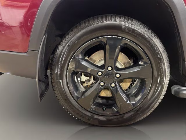 2023 Velvet Red Pearlcoat Jeep Grand Cherokee L Altitude 4X4 SUV
