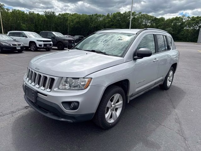 2011 Bright Silver Metallic Clearcoat Jeep Compass Base 4X4 SUV